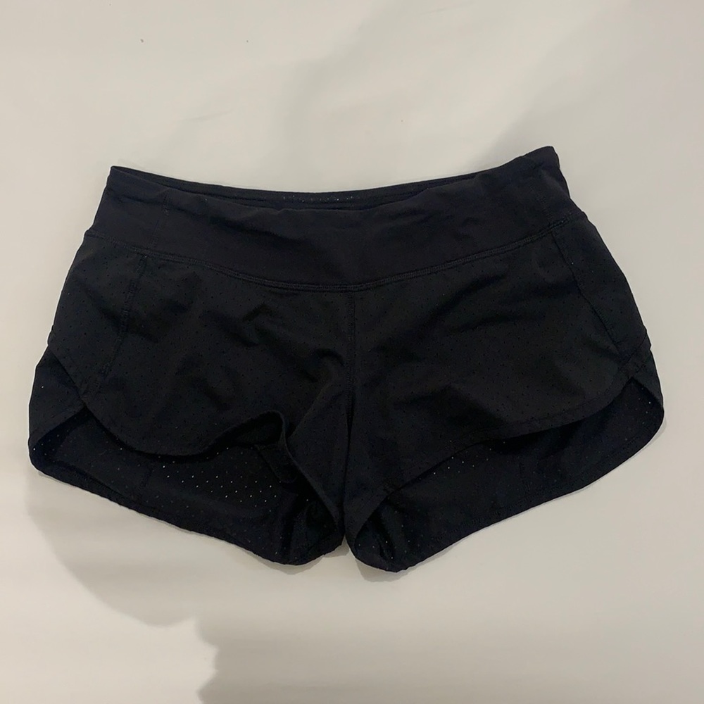 Black Lululemon Speed Up shorts